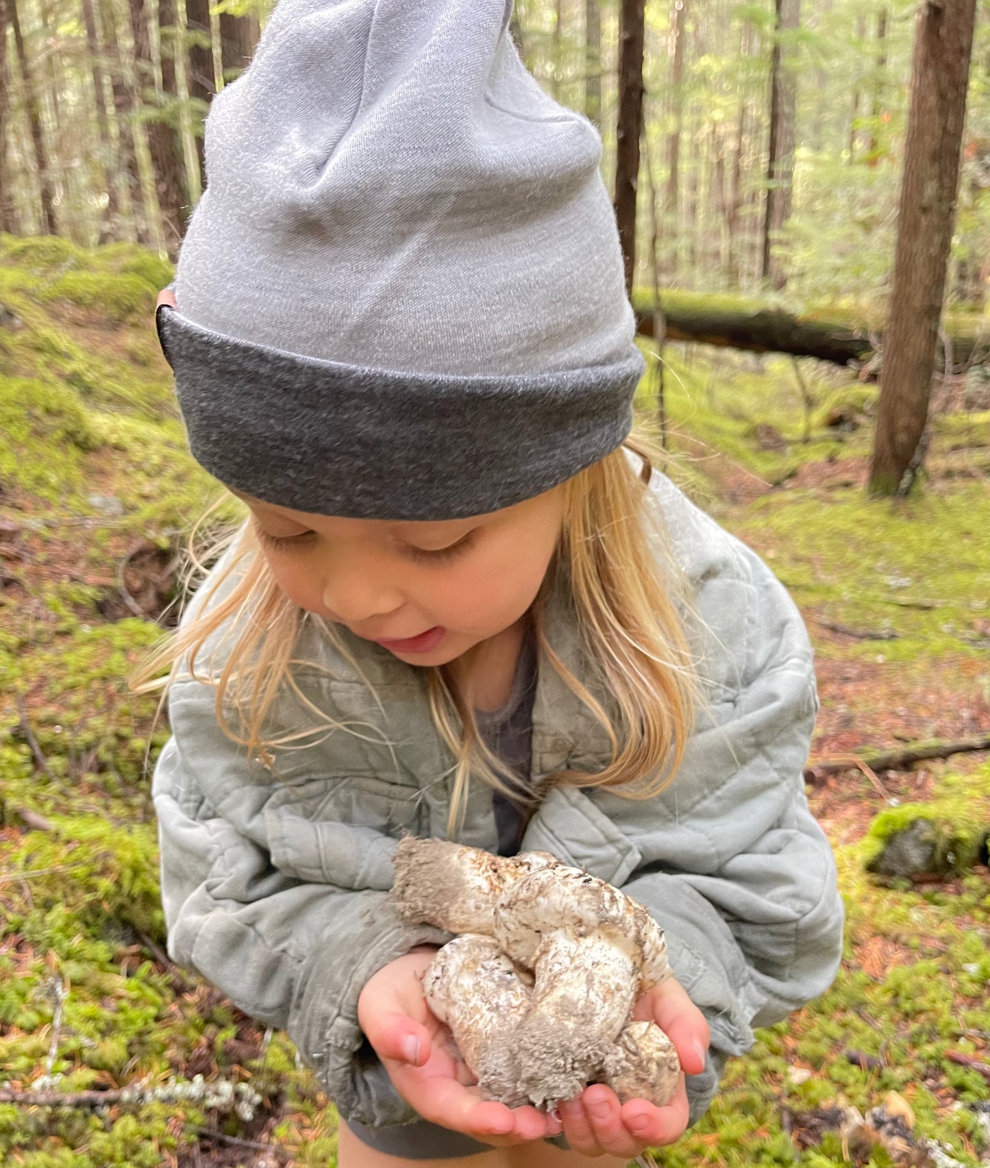 100% MERINO TOQUE/BEENIE - REVERSIBLE 'GRANITE GREY' -KIDS-