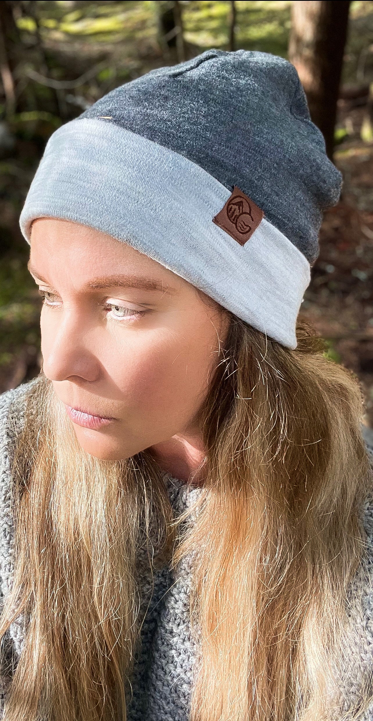 100% MERINO TOQUE/BEENIE -  REVERSIBLE 'GRANITE GREY' -ADULT-